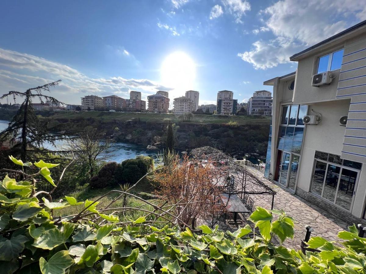 Hotel Ambasador Podgorica Exterior foto